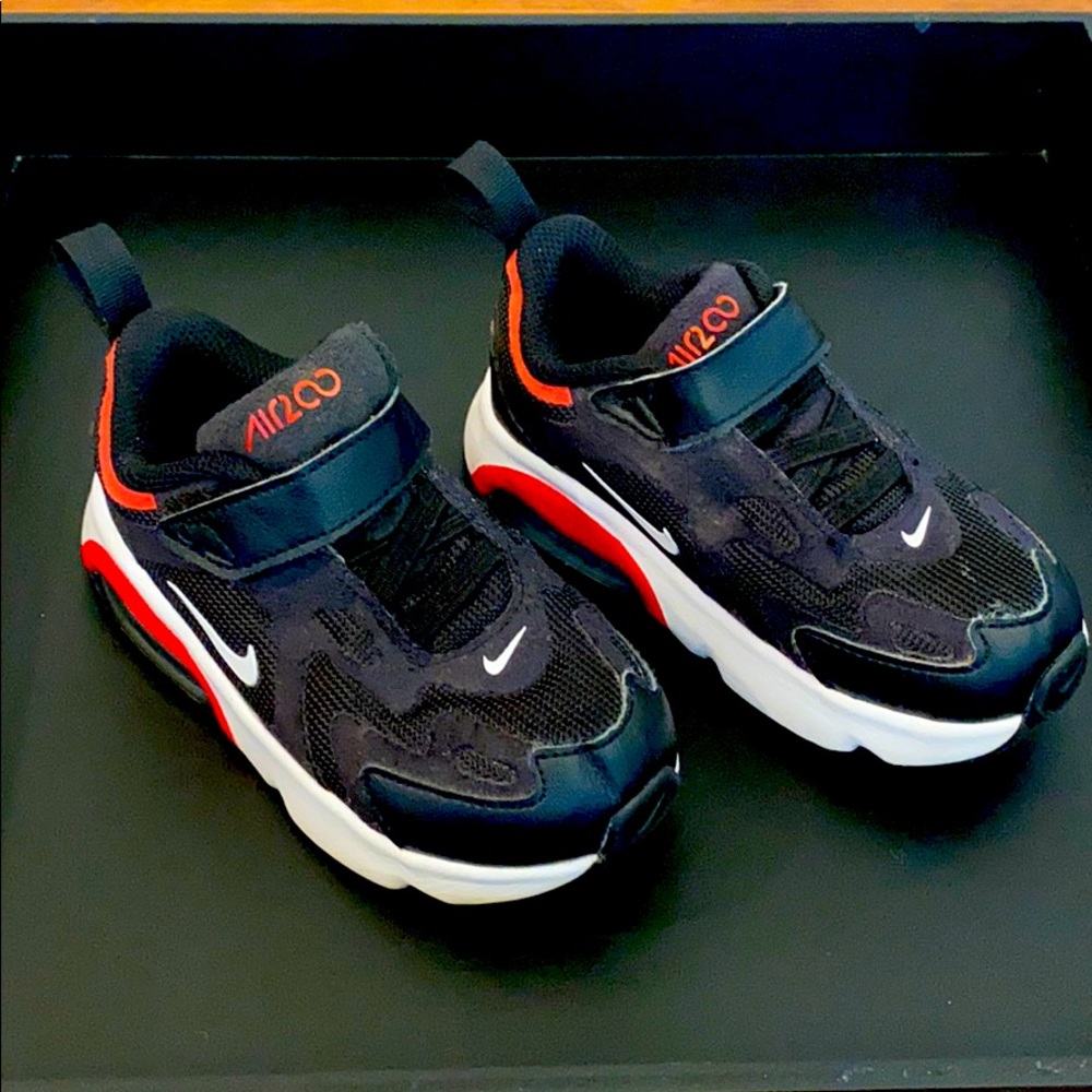 Nike (toddler) 8C